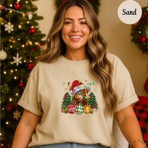 Gildan Sand Holiday Tee with Festive Design